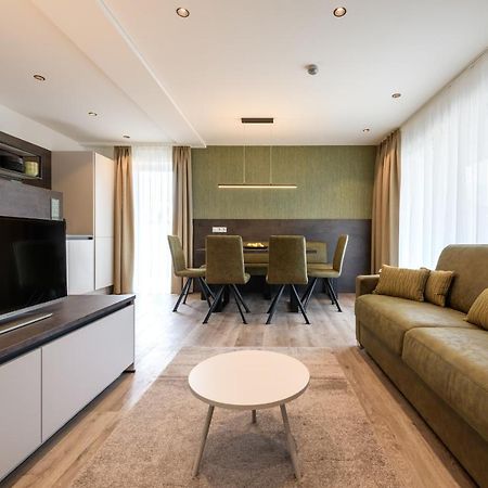 Sambock Quarter Pustrabase Apartment Brunico Exterior photo